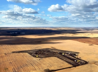 North Dakota Farmer Stumbles on Massive Oil Leak